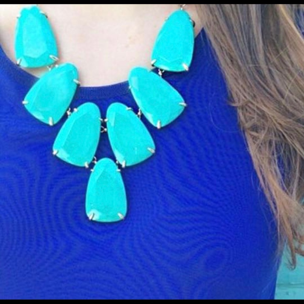 Gorgeous Kendra Scott Statement Necklace